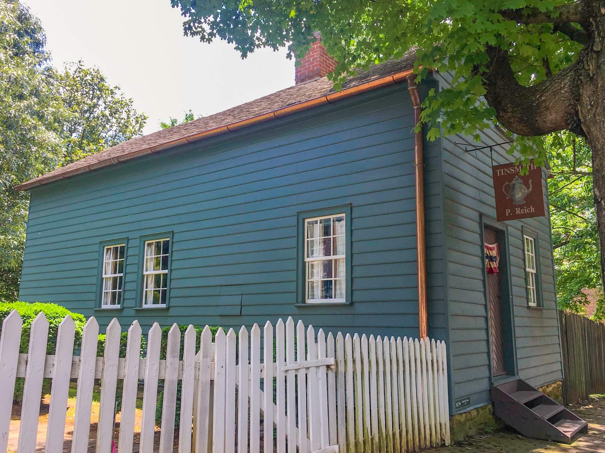 Old Salem Village, Museum, Moravian
Winston-Salem, North Carolina